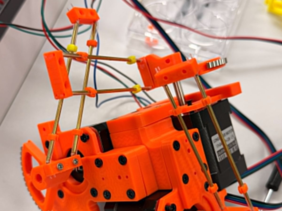 Assembled open micro-manipulator